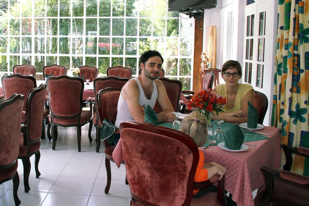 Colling Wood Hotel นูวาราเอลิยา ภายนอก รูปภาพ