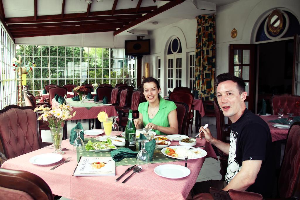 Colling Wood Hotel นูวาราเอลิยา ภายนอก รูปภาพ